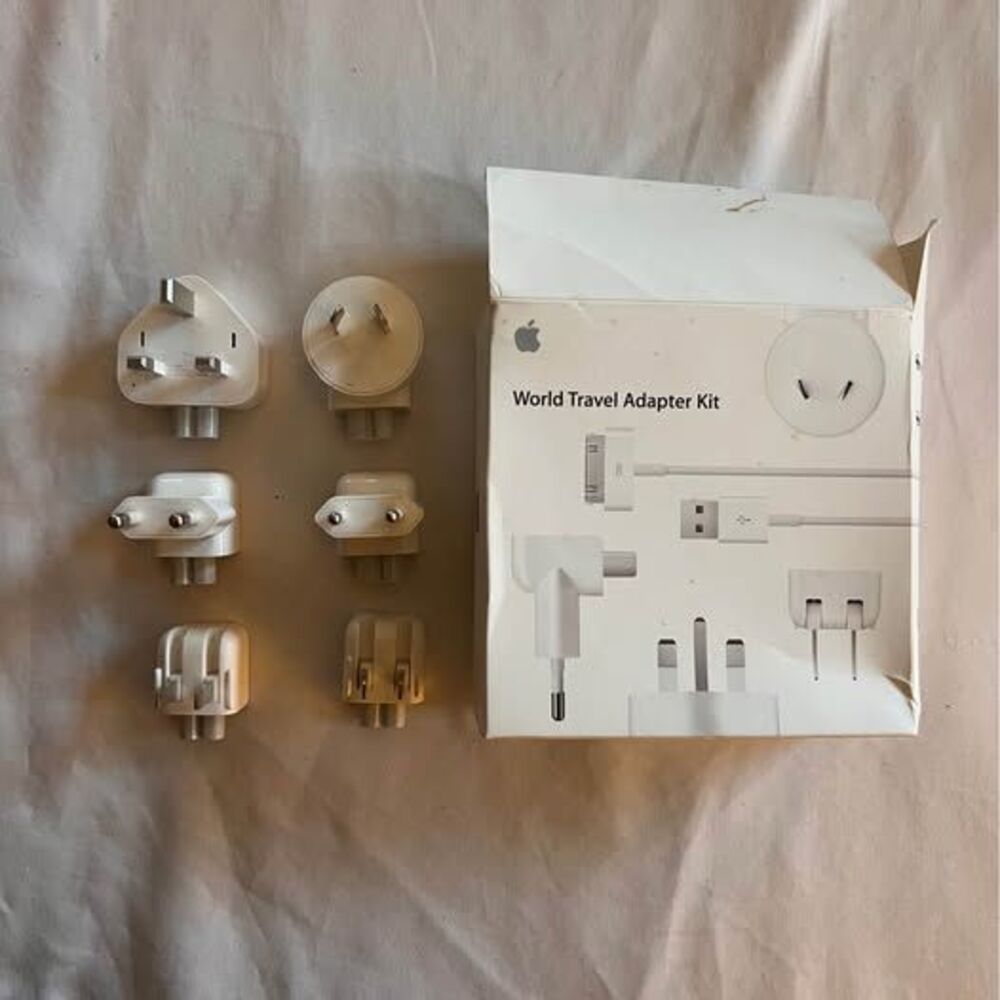 Apple World Travel Adapter Kit